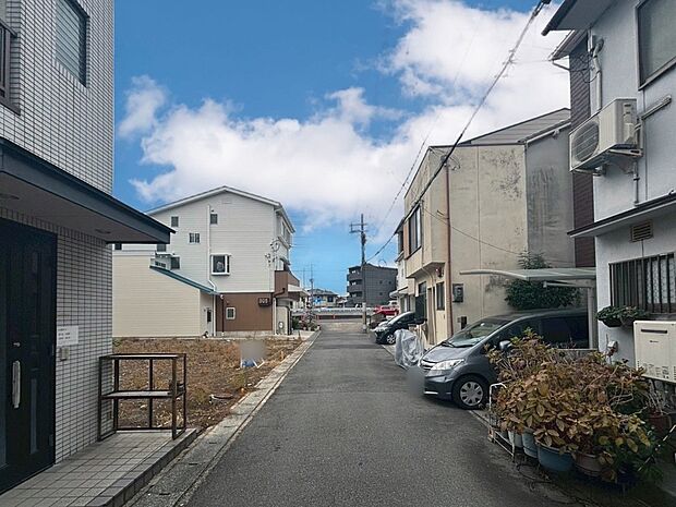 【【前道】】現地はもちろん、スーパー・コンビニ・ドラッグストア・小学校・中学校などの位置確認も一緒にご案内させていただきます♪現地(2025年12月)撮影