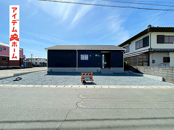 　　　　１号棟　外観写真
　　　当日の案内も可能です♪
　お気軽にお問い合わせください！