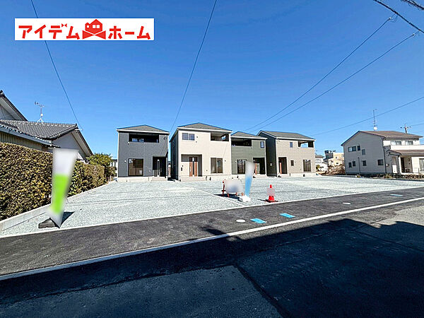 　　　　全体　外観写真
　　　当日の案内も可能です♪
　お気軽にお問い合わせください！
