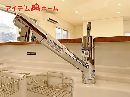 Ｂ号棟　浄水器内蔵型水栓