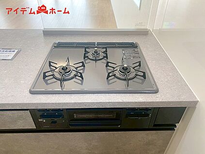 １号棟　3口コンロ