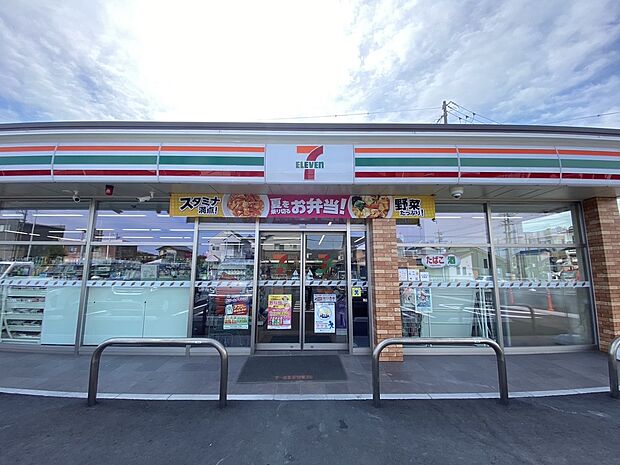 セブンイレブン 新居文化公園前店(約1,440m)