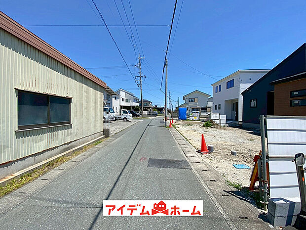 【前面道路写真】当日の案内も可能です♪
お気軽にお問い合わせください!