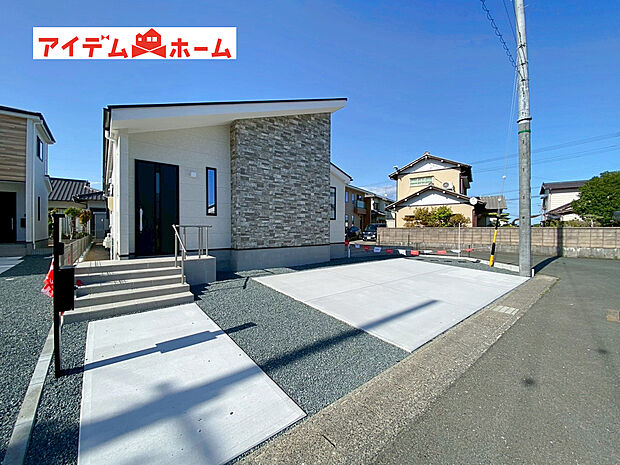 【2号棟 外観写真】当日の案内も可能です♪
お気軽にお問い合わせください!
