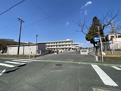 磐田市立磐田西小学校 700ｍ(徒歩9分)