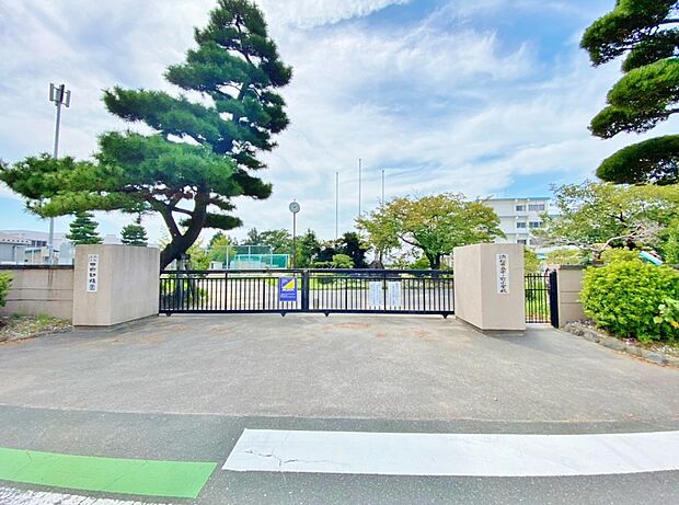 浜松市立中ノ町小学校（約580m）