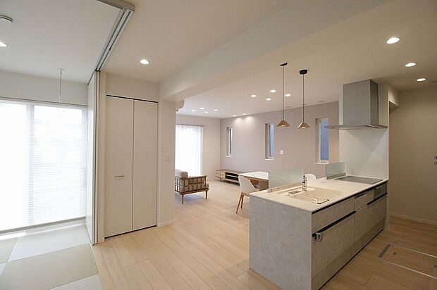 【プラン例】オープン空間で家族のコミュニケーションが広がります