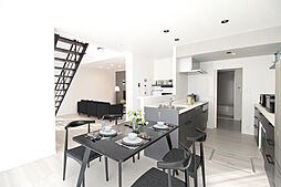 群馬県伊勢崎市境東251-3