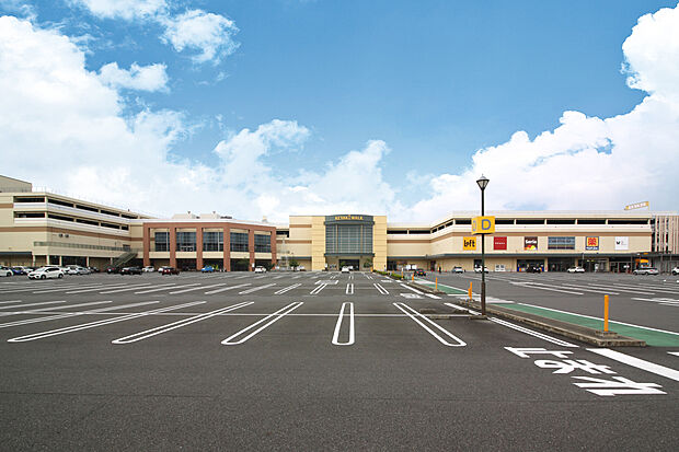 けやきウォークまえばし(約1,600m)