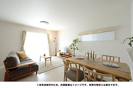 家族の笑顔が集まるリビング