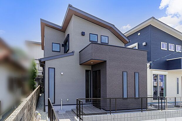 【2号地外観】目の前に広がる開放感。豊かな緑と暖かな陽光に恵まれた理想の住まい。