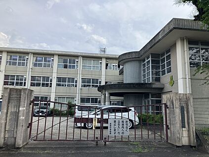 長森中学校 800ｍ(徒歩10分)