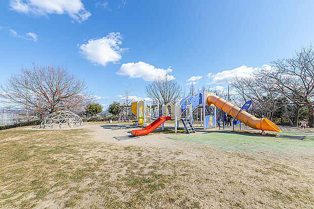 水無瀬川緑地公園