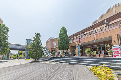 みのおキューズモール 約1000ｍ(徒歩13分)