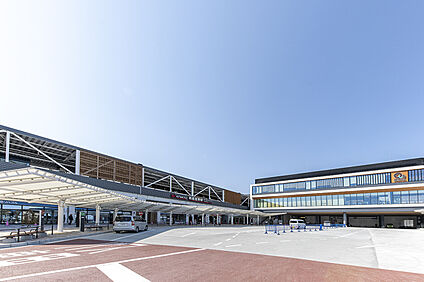 北大阪急行「箕面萱野」駅 約3200ｍ(徒歩40分)