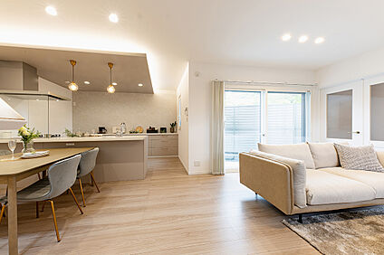 【他の分譲地で公開中のNEWモデルハウス/LDK】