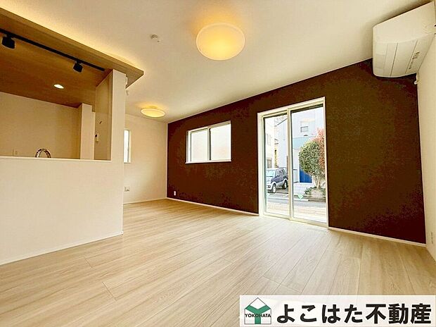 外からの風をたっぷりと取り入れられ、新鮮な空気を感じながら快適に過ごすことができます。