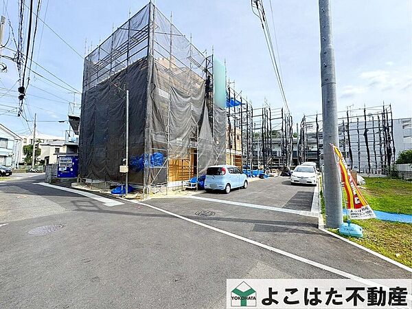 たっぷりの陽光が入ってくる建物配置です。風通しも良く、気持ちよく過ごせそうです