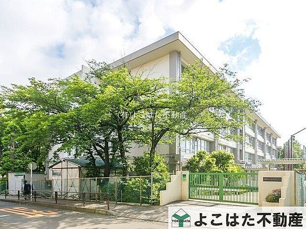 川崎市立南生田中学校（約760m）