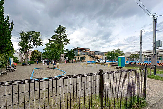 藤崎児童公園(約224m)