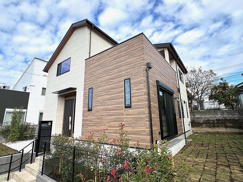 2沿線「玉川学園前」駅・「こどもの国」駅徒歩圏内の好立地！