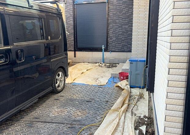 家族でのBBQを行うのであれば3坪程度の広さがあればよいでしょう。ガーデニングや家庭菜園を楽しむ際は、手入れが行き届く範囲にすると安心です。また、庭のある方角や接道が気になる方は事前に確認しましょう。