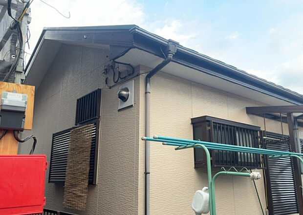 桜や紅葉の名所に出かける人は多いと思いますが、家にいながら季節の移ろいを感じる生活を送りませんか？リビングや窓から見える景色が生活を彩るワンポイントに！現地から見える景色を堪能してみては如何でしょう。