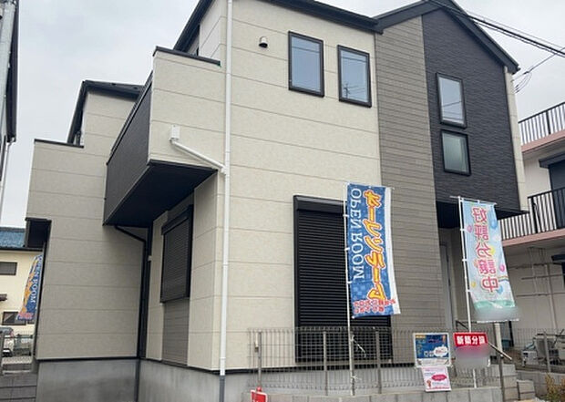 ついに完成致しました！現地をご見学に行く際は、道路の幅や周辺の交通量、施設などをご確認頂くことをおすすめします！物件の流れが早いため、内見をしたい方はお早めに当社営業までお問い合わせ頂きご予約下さい！