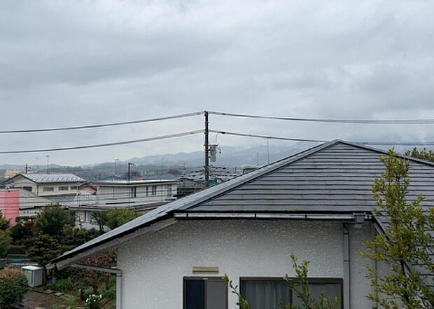 ついに完成致しました!現地をご見学に行く際は、道路の幅や周辺の交通量、施設などをご確認頂くことをおすすめします!物件の流れが早いため、内見をしたい方はお早めに当社営業までお問い合わせ頂きご予約下さい!