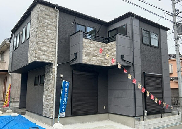 ついに完成致しました！現地をご見学に行く際は、道路の幅や周辺の交通量、施設などをご確認頂くことをおすすめします！物件の流れが早いため、内見をしたい方はお早めに当社営業までお問い合わせ頂きご予約下さい！