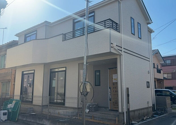 ついに完成致しました!現地をご見学に行く際は、道路の幅や周辺の交通量、施設などをご確認頂くことをおすすめします!物件の流れが早いため、内見をしたい方はお早めに当社営業までお問い合わせ頂きご予約下さい!