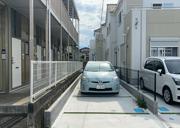 ついに完成致しました！現地をご見学に行く際は、道路の幅や周辺の交通量、施設などをご確認頂くことをおすすめします！物件の流れが早いため、内見をしたい方はお早めに当社営業までお問い合わせ頂きご予約下さい！