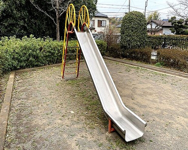 高ヶ坂ふれあい公園(約165m)