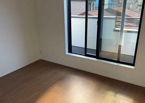 【子供部屋】子供が何人でも年齢によっては、受験時にしっかり壁のある個室があった方が良い場合もあります。難しい問題ですが、兄弟の人数や、性別や年齢差によって状況が異なりますので、数年後のこともしっかり考えましょう。