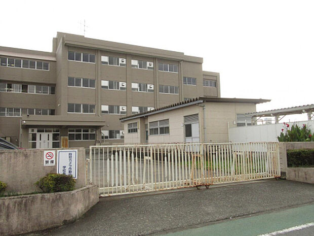 東名中学校（約991m）