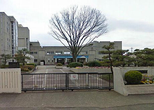 上溝南小学校（約823m）