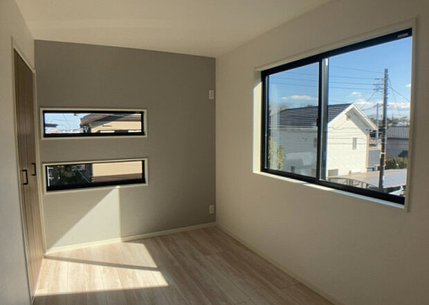 【子供部屋】子供が何人でも年齢によっては、受験時にしっかり壁のある個室があった方が良い場合もあります。難しい問題ですが、兄弟の人数や、性別や年齢差によって状況が異なりますので、数年後のこともしっかり考えましょう。