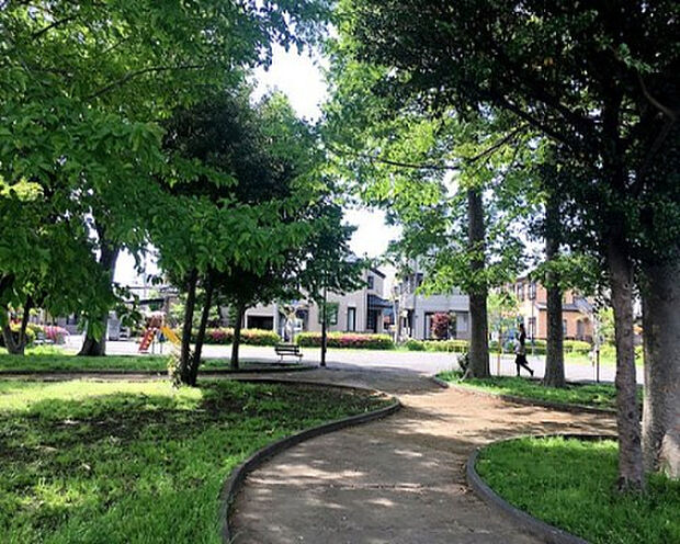 上宿公園(約284m)