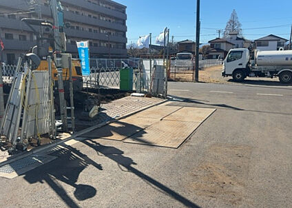 前面道路含む現地写真_3