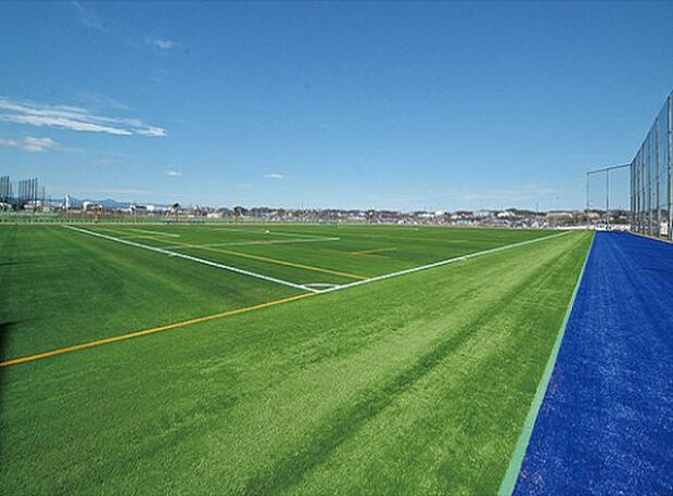 相模原スポーツ・レクリエーションパーク（約572m）