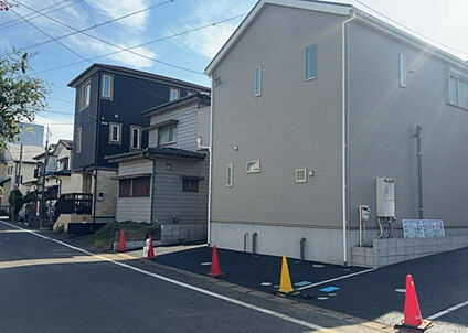 前面道路含む現地写真_2