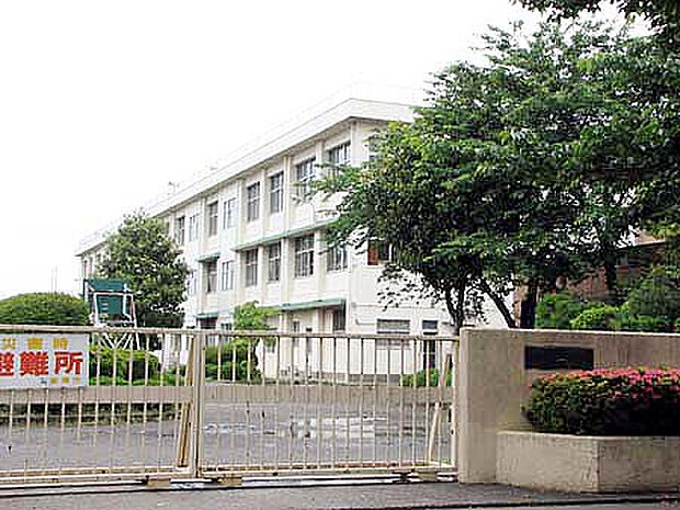 東原小学校（約631m）