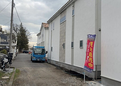 前面道路含む現地写真_2