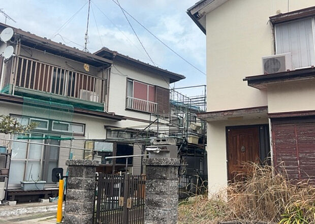 【物件からの展望_2】眺望を気にして物件を探す場合、前面に建物が建っていないか現地で確認しましょう！前面に建物があると景色はもちろん、日当たりや風通しにも影響が出てきます。住んだ時のことを想像しながら現地見学をしましょう。