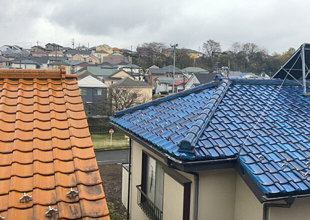 【物件からの展望】眺望を気にして物件を探す場合、前面に建物が建っていないか現地で確認しましょう！前面に建物があると景色はもちろん、日当たりや風通しにも影響が出てきます。住んだ時のことを想像しながら現地見学をしましょう。