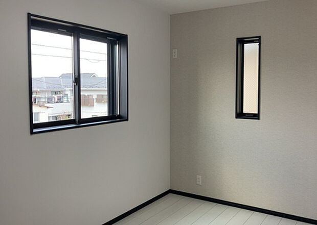 【子供部屋】子供が何人でも年齢によっては、受験時にしっかり壁のある個室があった方が良い場合もあります。難しい問題ですが、兄弟の人数や、性別や年齢差によって状況が異なりますので、数年後のこともしっかり考えましょう。