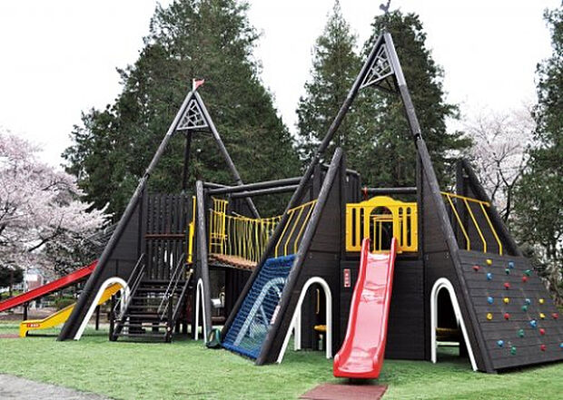 淵野辺公園（約1,986m）