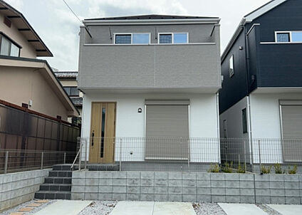 前面道路含む現地写真_2