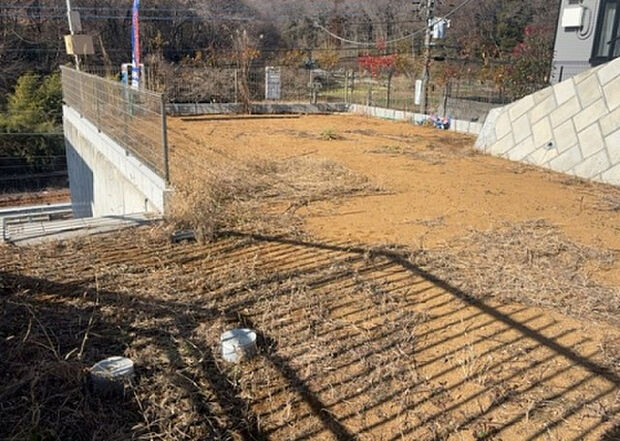 【外観_2】外観は建物の第一印象を決める重要な要素です。複数の方向から見ることで、建物の存在感や周辺との調和、デザインの良さなどがより明確に分かります。お気に入りの建物を見つけてみてください。