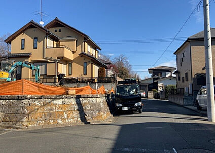前面道路含む現地写真_2